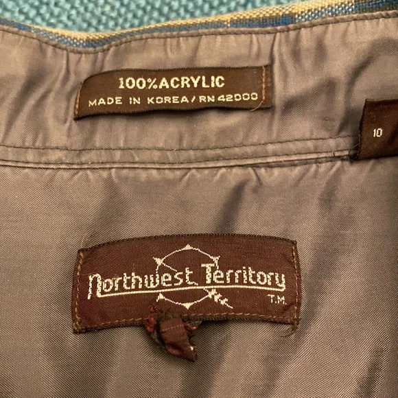 Men’s flannel like shirt. Double pocket placket front. Size XL. - Picture 3 of 9